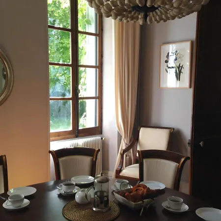 Manoir Le Bourg, Willa Touffailles